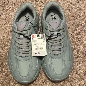 Lavender Blue Zara Sneaker